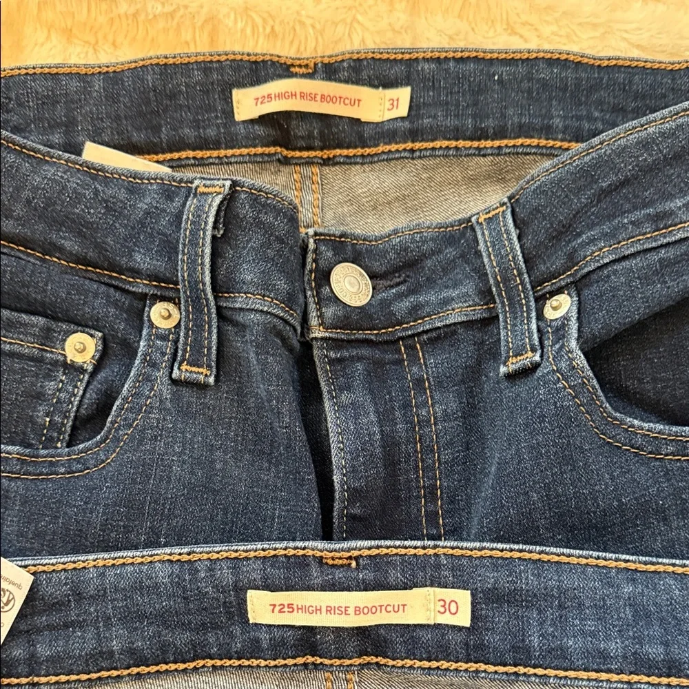 Levi's Women's Dark Blue Straight-Leg Jeans - Pair - Picture 2 of 5